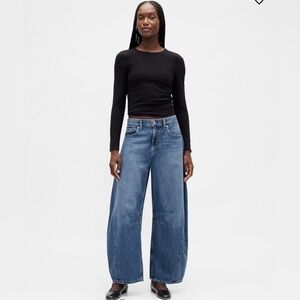 Gap Highrise Horseshoe Jeans